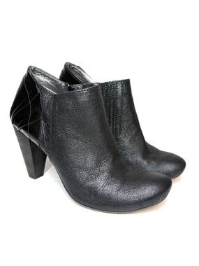 Chanii B black Leather Ankle Boots | 39